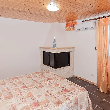 Panzió Brezza Marina