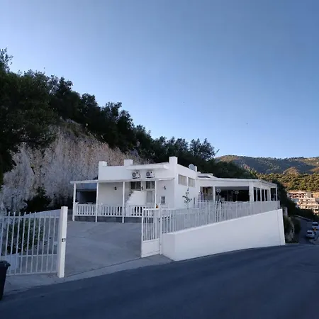 Brezza Marina 3* Маттината